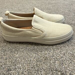 Casual Cream Slip-On Sneakers